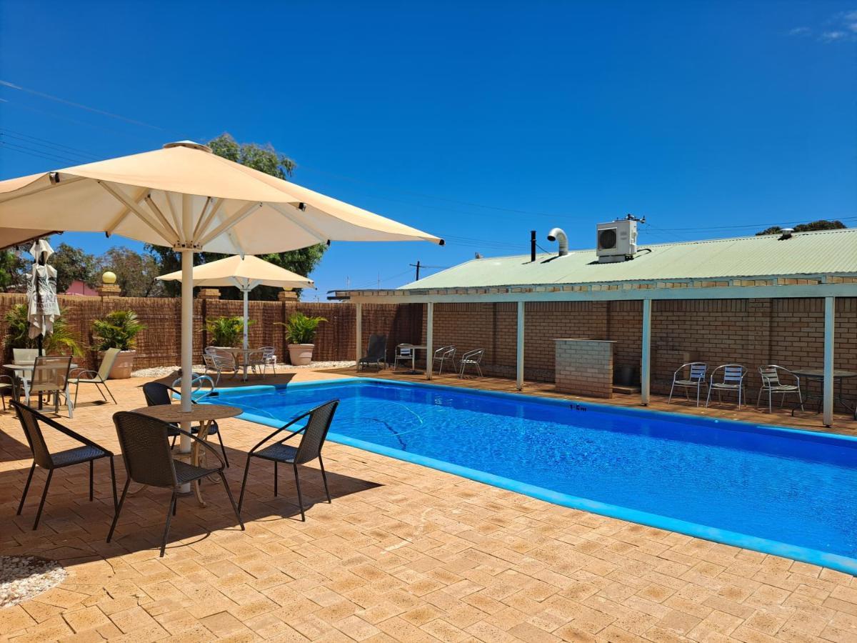 Albion Hotel Kalgoorlie Zewnętrze zdjęcie